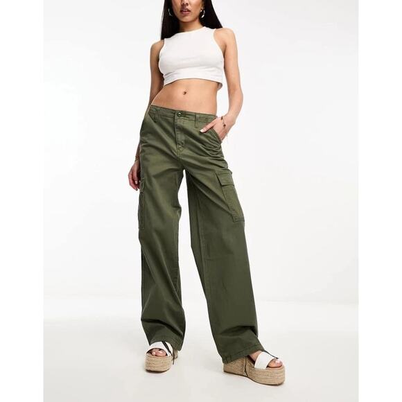 Levi's Pants - Levis Womens size 29 94 Baggy Pants Cargo Grunge Y2K Streetwear Green